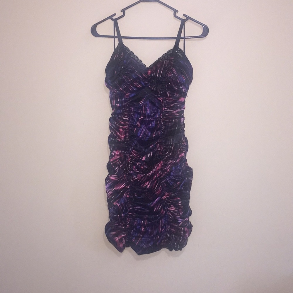 Guess dress size 2 fits like 0